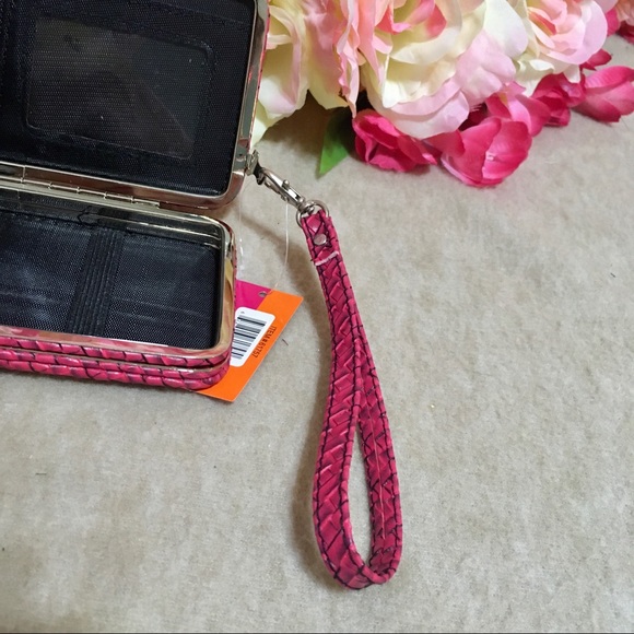 BOGO Woven Clutch Wallet with Attachable Strap - Picture 8 of 13